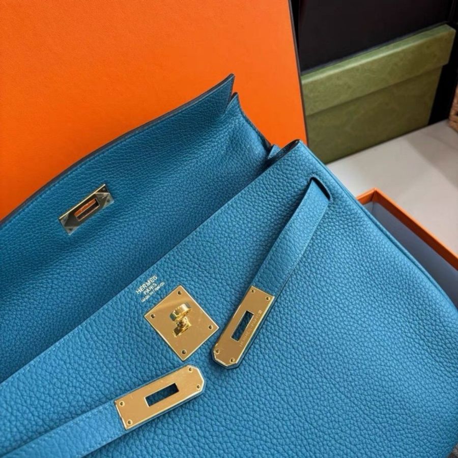 Hermes kelly 32 Togo
7C colour-7