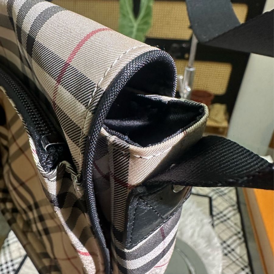 出清 BURBERRY 帆布斜背包-15