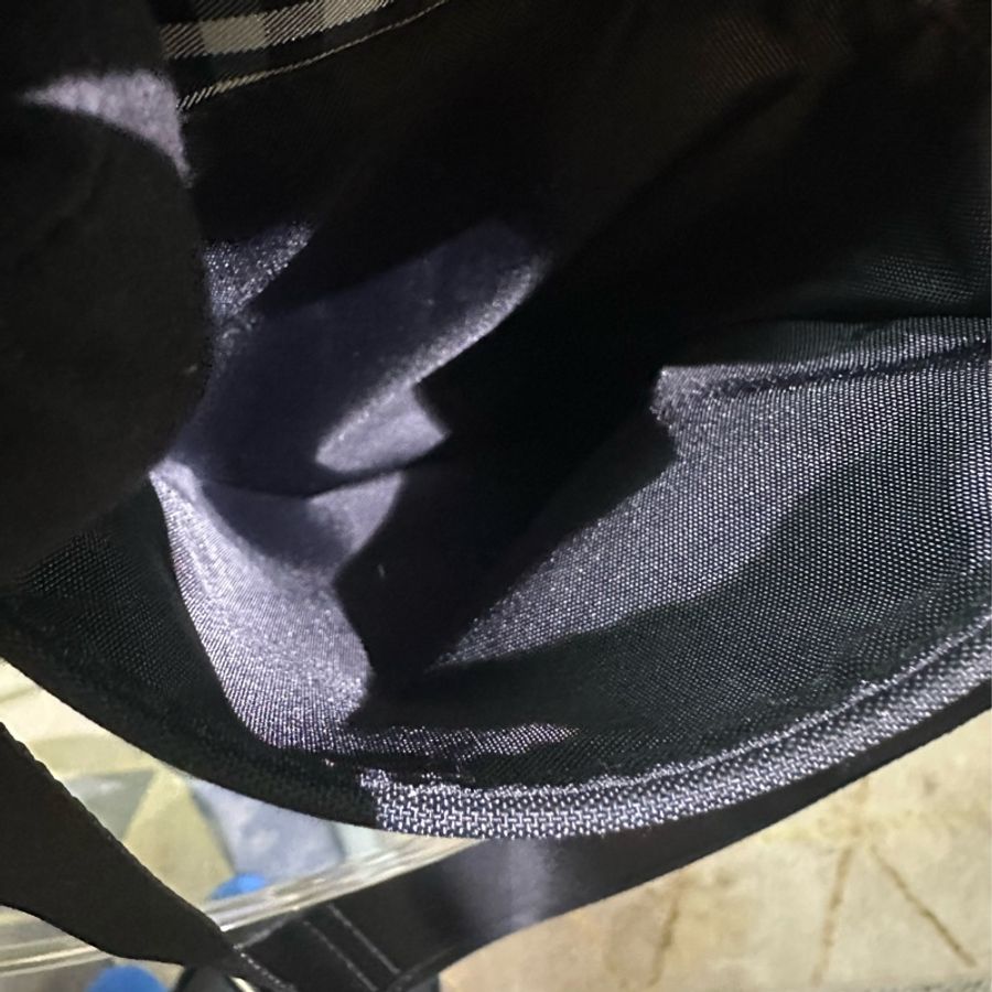 出清 BURBERRY 帆布斜背包-18