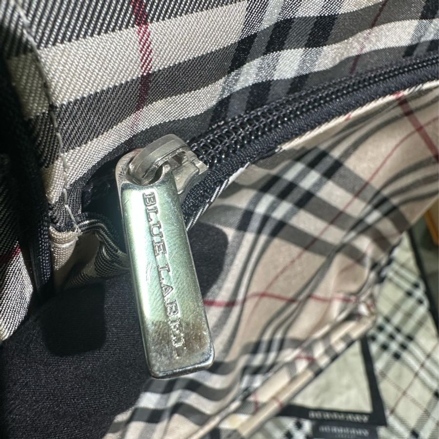 出清 BURBERRY 帆布斜背包-21