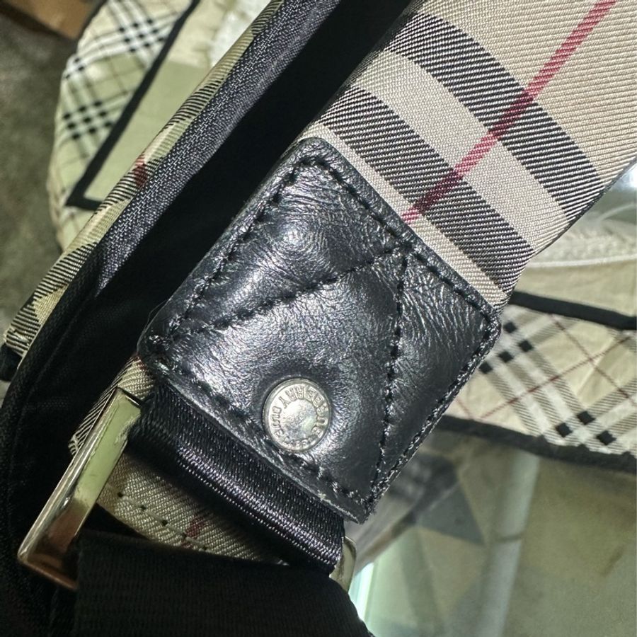 出清 BURBERRY 帆布斜背包-28
