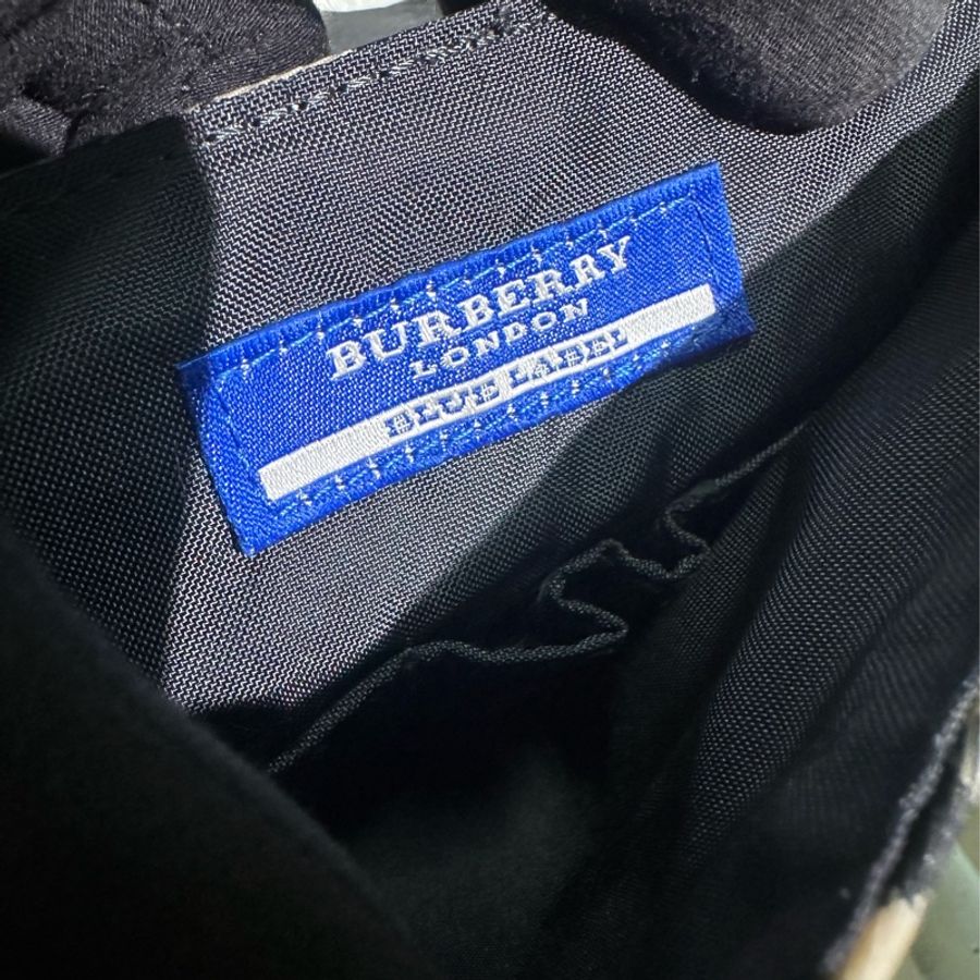 出清 BURBERRY 帆布斜背包-37