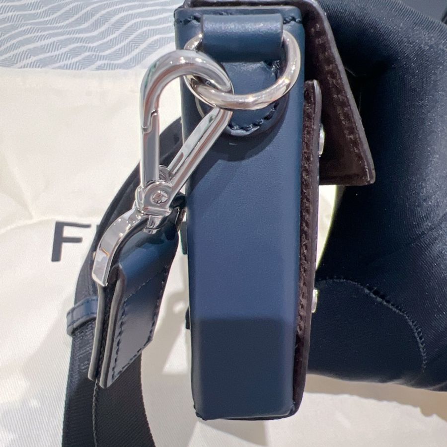 Fendi mini soft trunk老花斜背包(近全新)-9