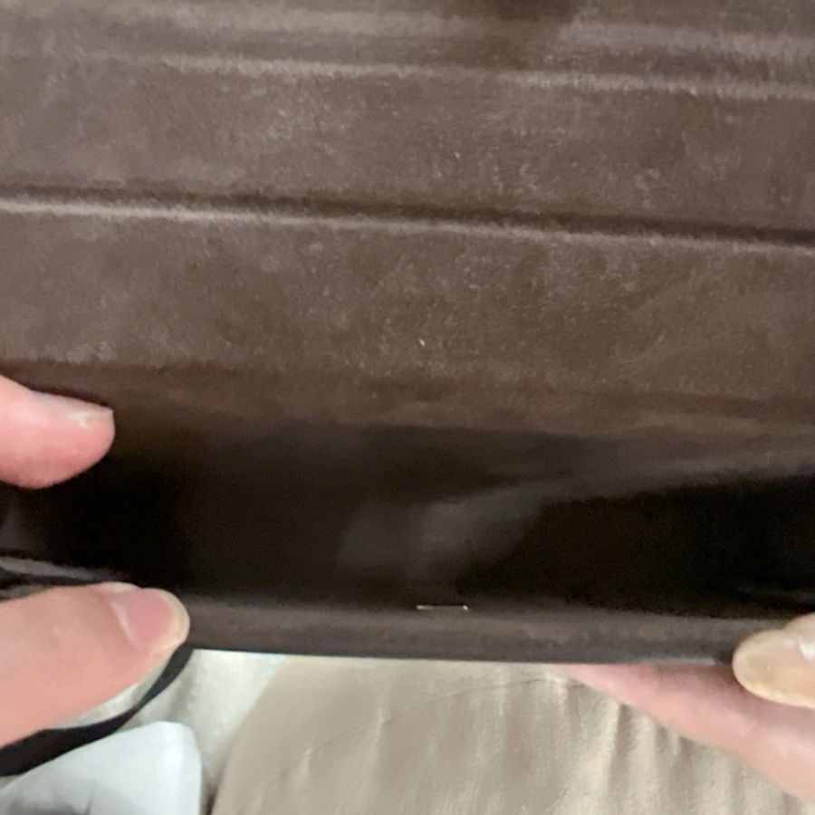 Fendi mini soft trunk老花斜背包(近全新)-10