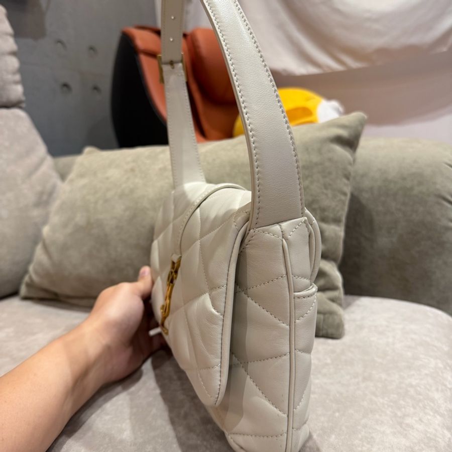 YSL LE57小羊皮-2