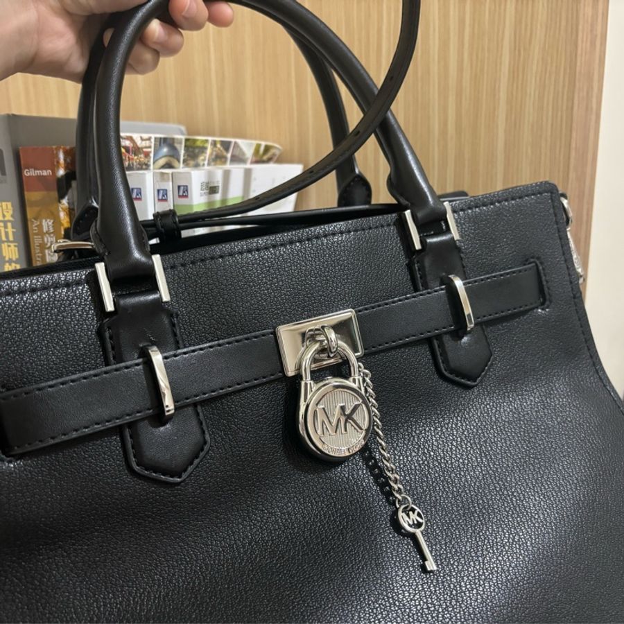 【Michael Kors】Hamilton鎖頭吊飾手提/肩背兩用包-8