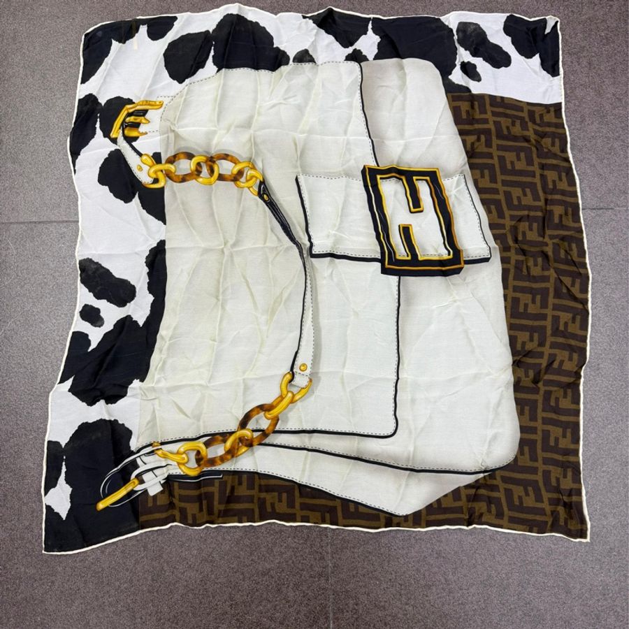 Fendi 絲巾-0
