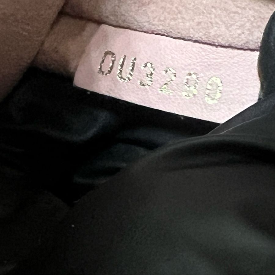 💗香緹國際精品💗544 LV Locky bb 櫻粉色-18
