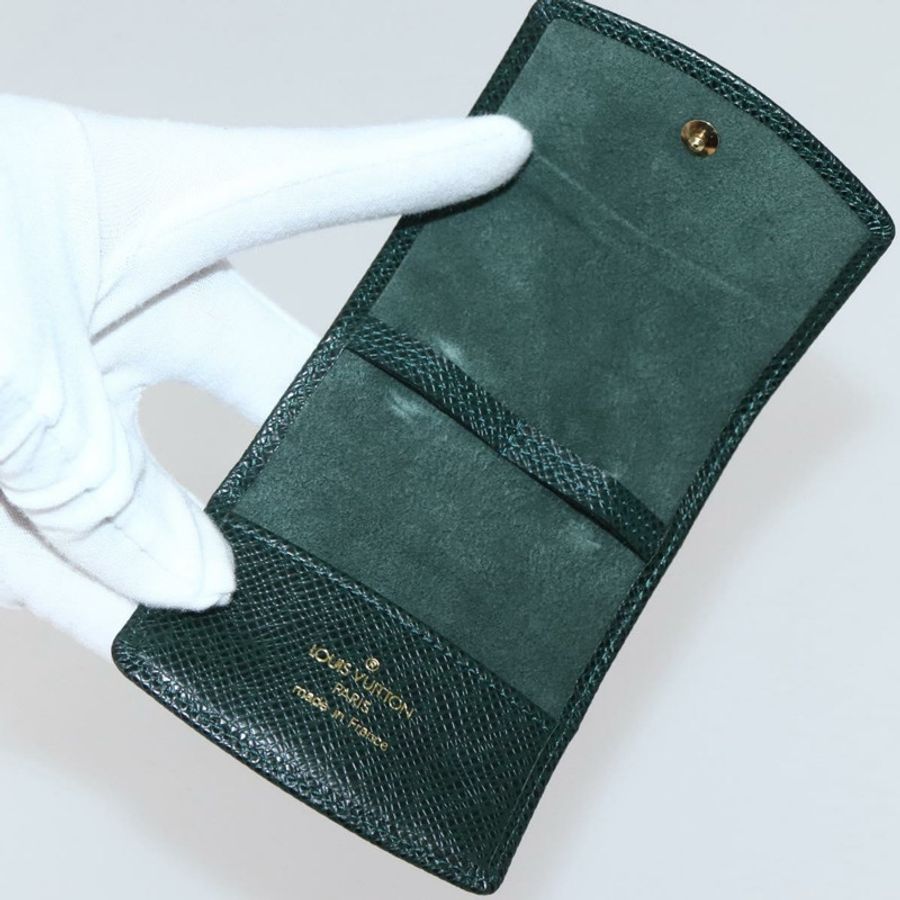 【日本直送】路易威登 (LOUIS VUITTON) 金色金屬袖扣 M30974 LV Auth 143173V-9