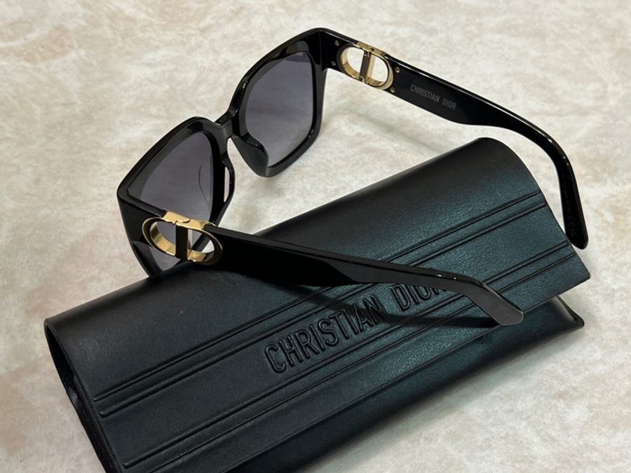 Dior 黑色方框太陽眼鏡 30Montaigne S8U-0