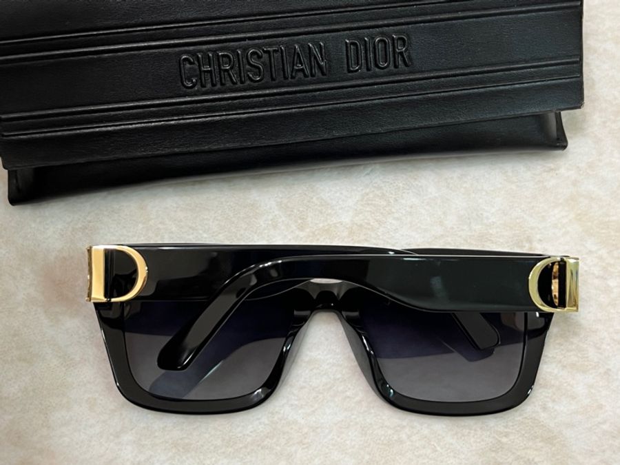 Dior 黑色方框太陽眼鏡 30Montaigne S8U-2