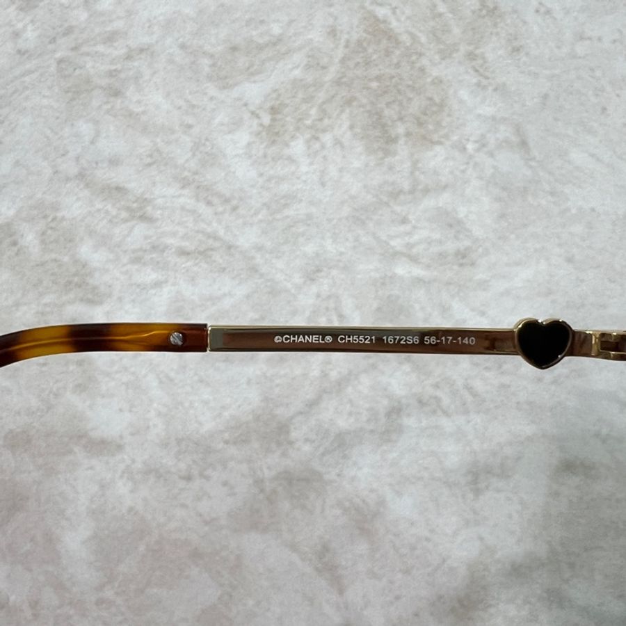Chanel 琥珀色愛心logo太陽眼鏡為5521-A c.1758/8H。-13