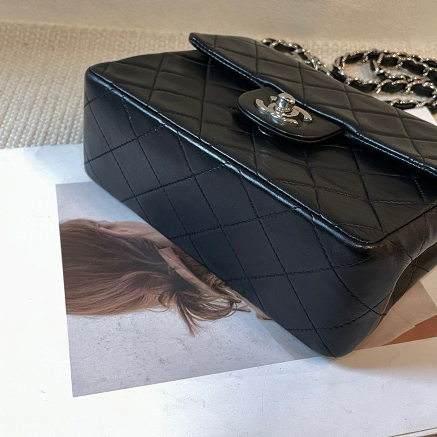 Chanel 黑銀小羊皮方胖子鏈條包-3