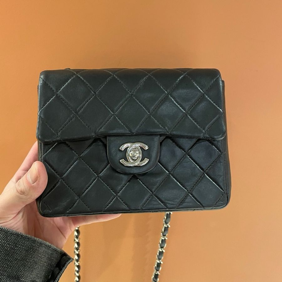 Chanel 黑銀小羊皮方胖子鏈條包-9