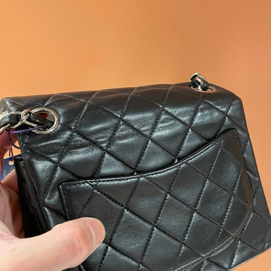 Chanel 黑銀小羊皮方胖子鏈條包-21