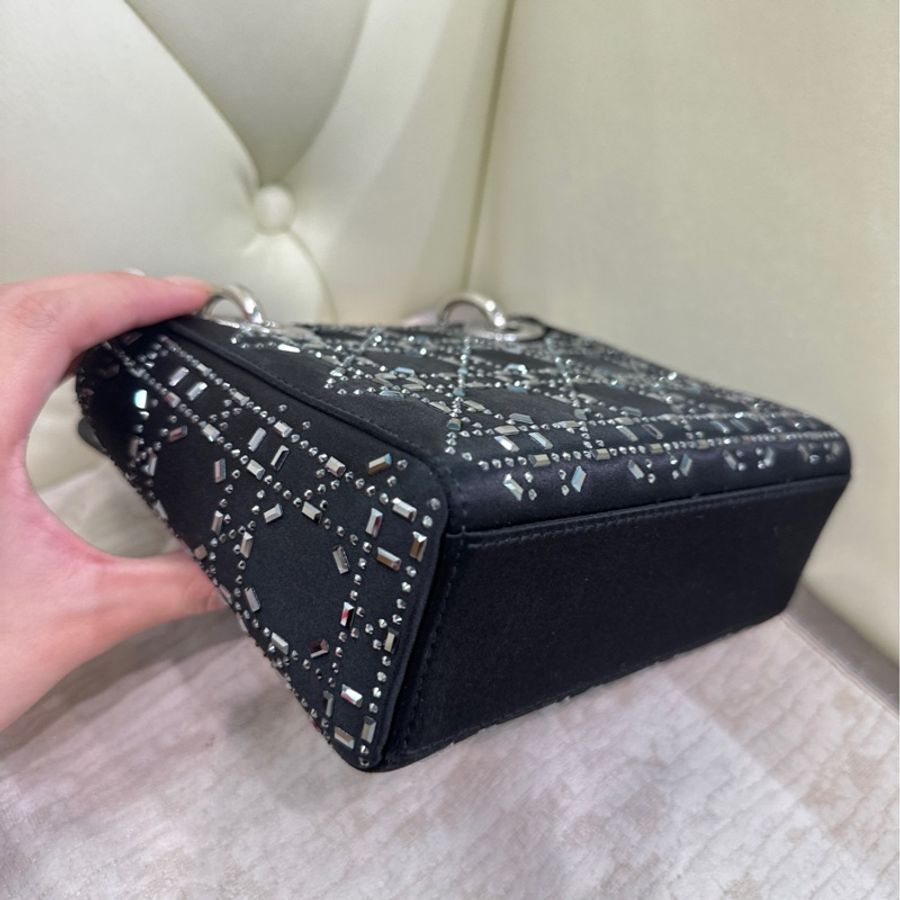 🍁Dior/迪奥 黑色丝绸水钻缎面三格戴妃 尺寸17*15*7cm-5