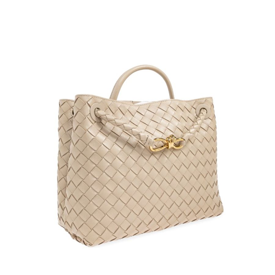 🎉新品好折扣✨Bottega Veneta 766016 Andiamo 中款小羊皮手提/斜背包 粉米色-8