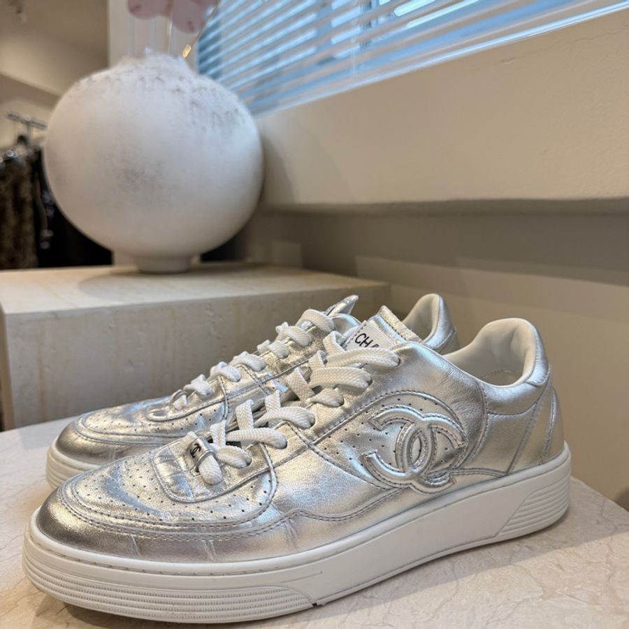 Chanel✨Air force AF1 空軍一號 休閒鞋板鞋 銀色 #40 /WG45079-8