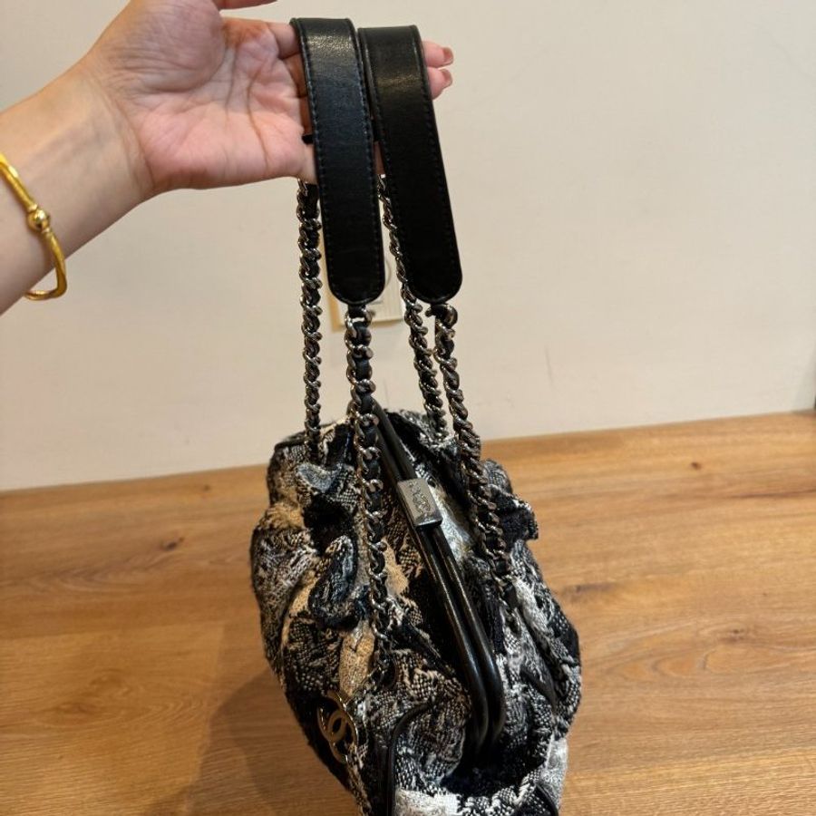 chanel 香奈兒 vintage 毛呢 黑色秀款 黑白格紋 手提包 肩背包 帶鍊包 鍊條包-12