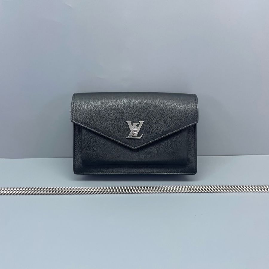 大全配🈶️台灣購證❤️ lv #lockme #黑銀 #牛皮 #woc-4