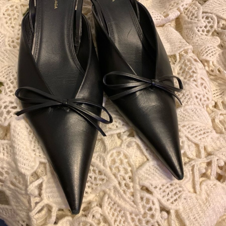 巴黎世家Balenciaga黑色皮革尖頭蝴蝶結 後繫帶扣腳踝高跟鞋37 穆勒鞋-52