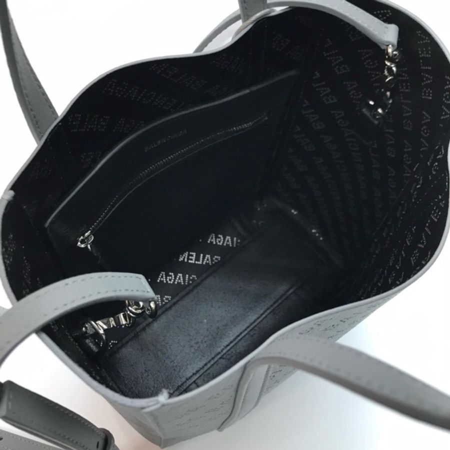 Balenciaga everyday tote-2