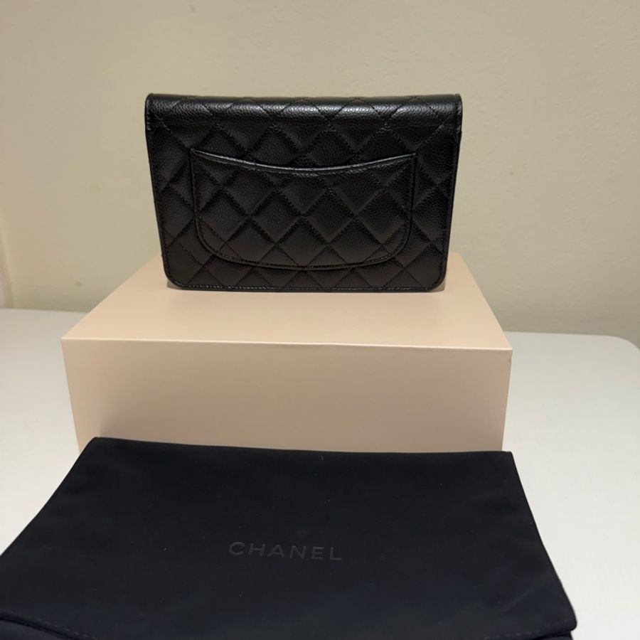 Chanel WOC 黑金-3