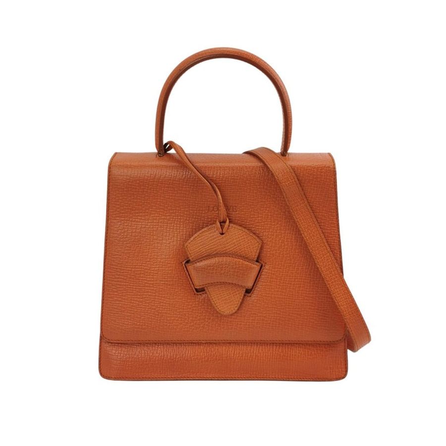 Loewe Barcelona牛皮純色三角形封扣斜挎包-0