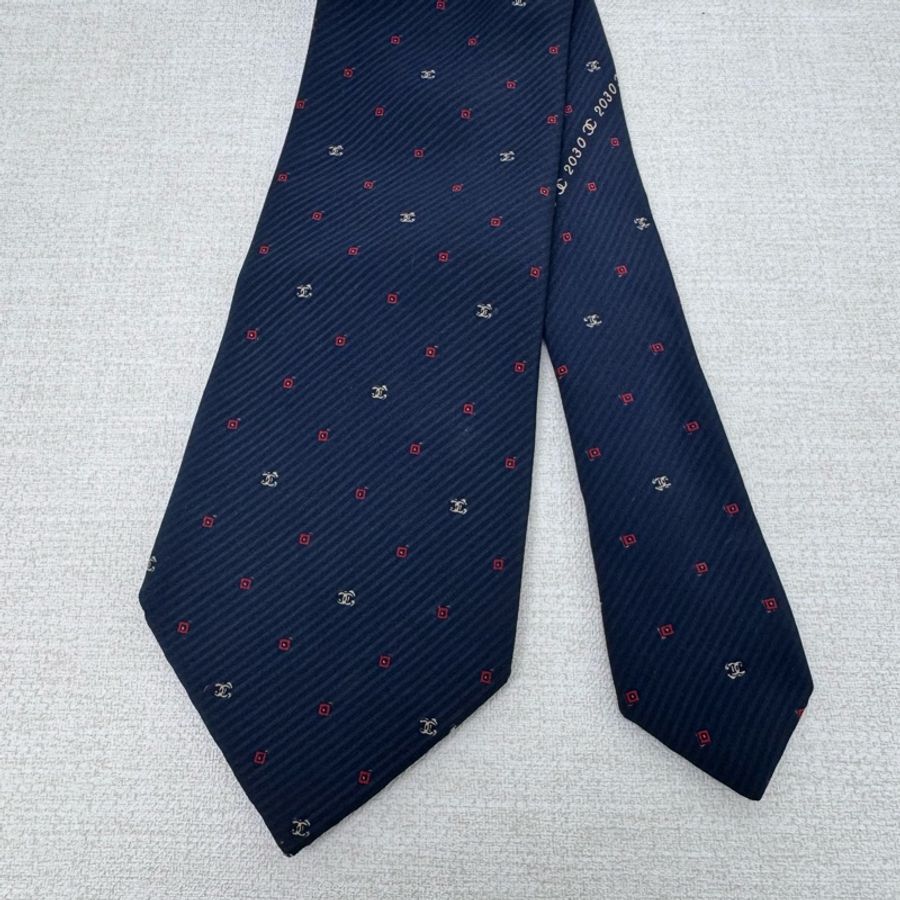 Chanel 藍 滿版小雙C logo 領帶(中古)-1