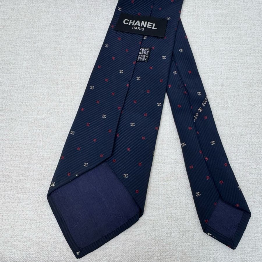 Chanel 藍 滿版小雙C logo 領帶(中古)-2