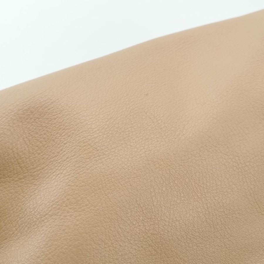 Fendi 牛皮純色斜挎包單肩包-12