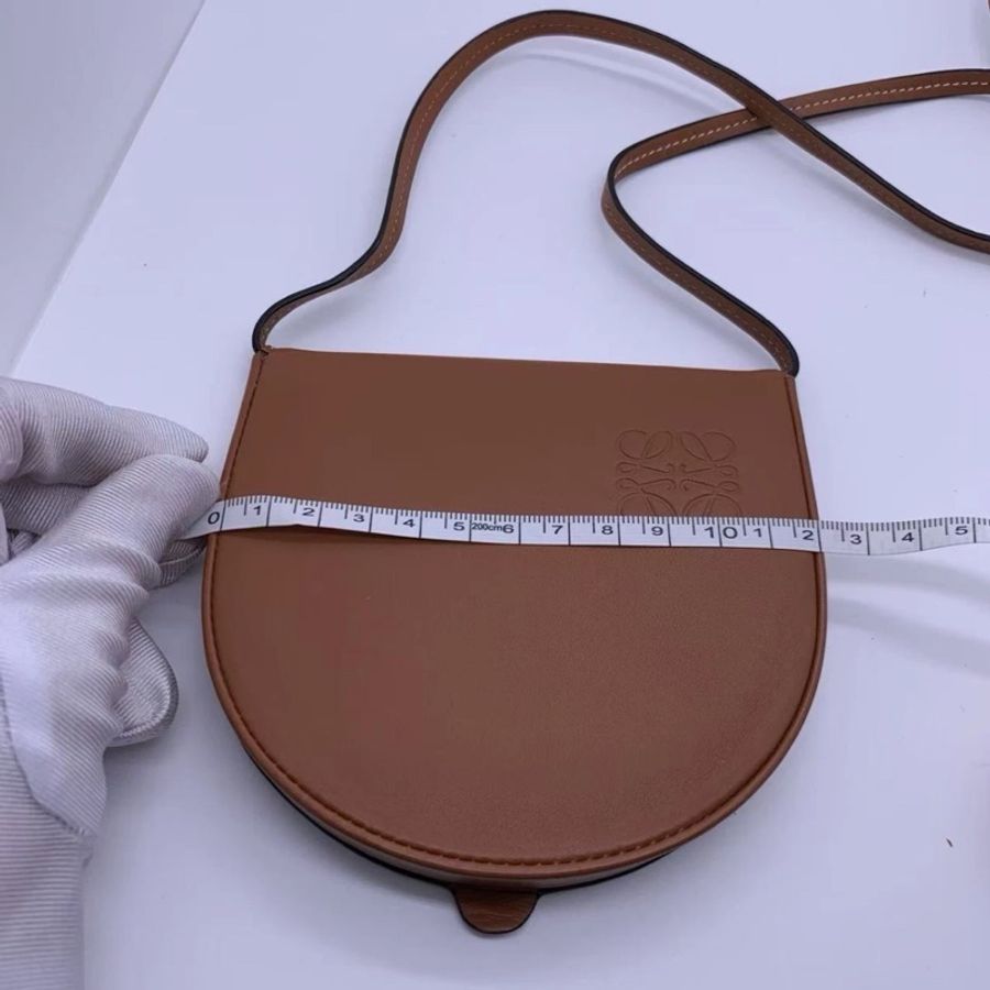 LOEWE 零錢包 棕色 單肩包 品牌 HEEL POUCH SMprimary-7