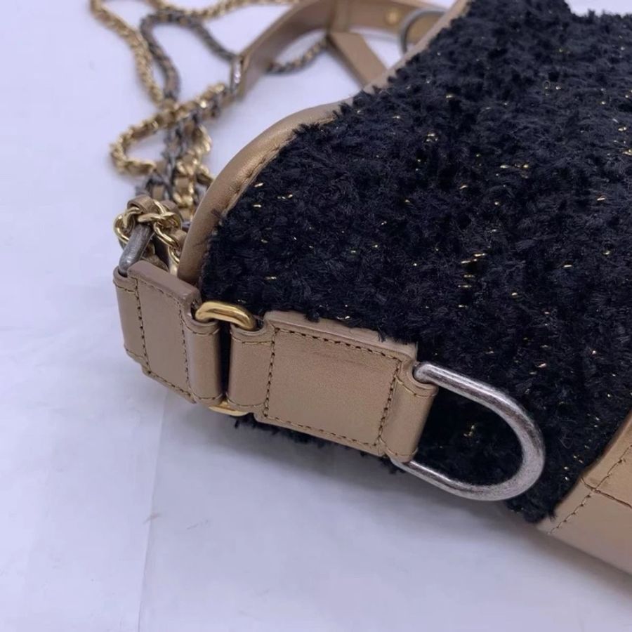 CHANEL Gabrielle Hobo 包 黑色 花呢 小號 金色 皮革 單肩斜挎包-11
