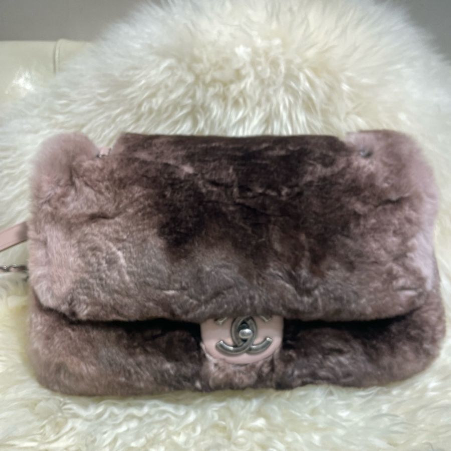 Chanel Flap Bag 兔毛-2