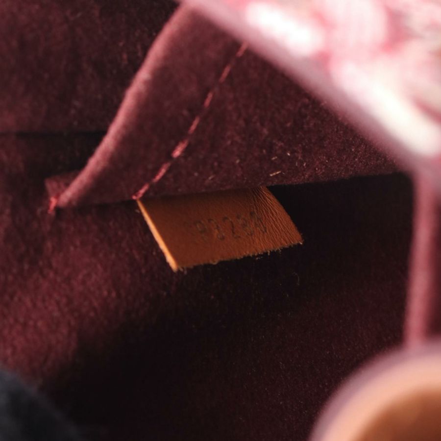 路易威登 Petit Sac Plat 斜背包 M69846 Monogram 提花波爾多紅-4