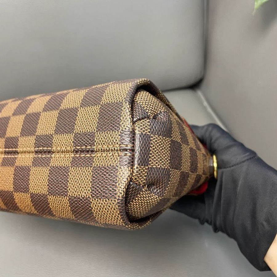 LV/路易威登 Croisette系列棕棋盘格流苏邮差包 手提单肩斜挎都，经典耐看的一款邮差 棕色配皮好打理 上班通勤 日常百搭款  尺寸：22*15*9CM 附件：肩带 流苏-5
