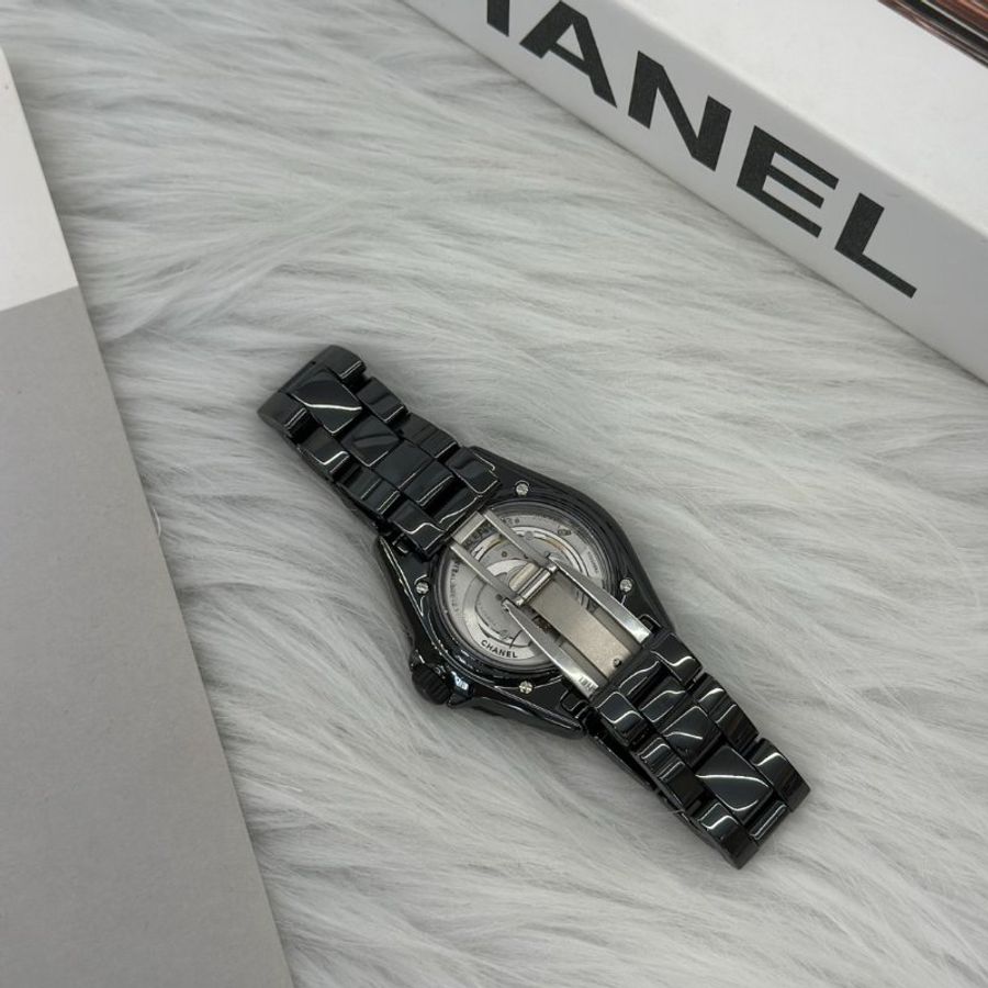 CHANEL J12 Calibre 12.1型機芯限量腕錶 - 黑金38mm-4