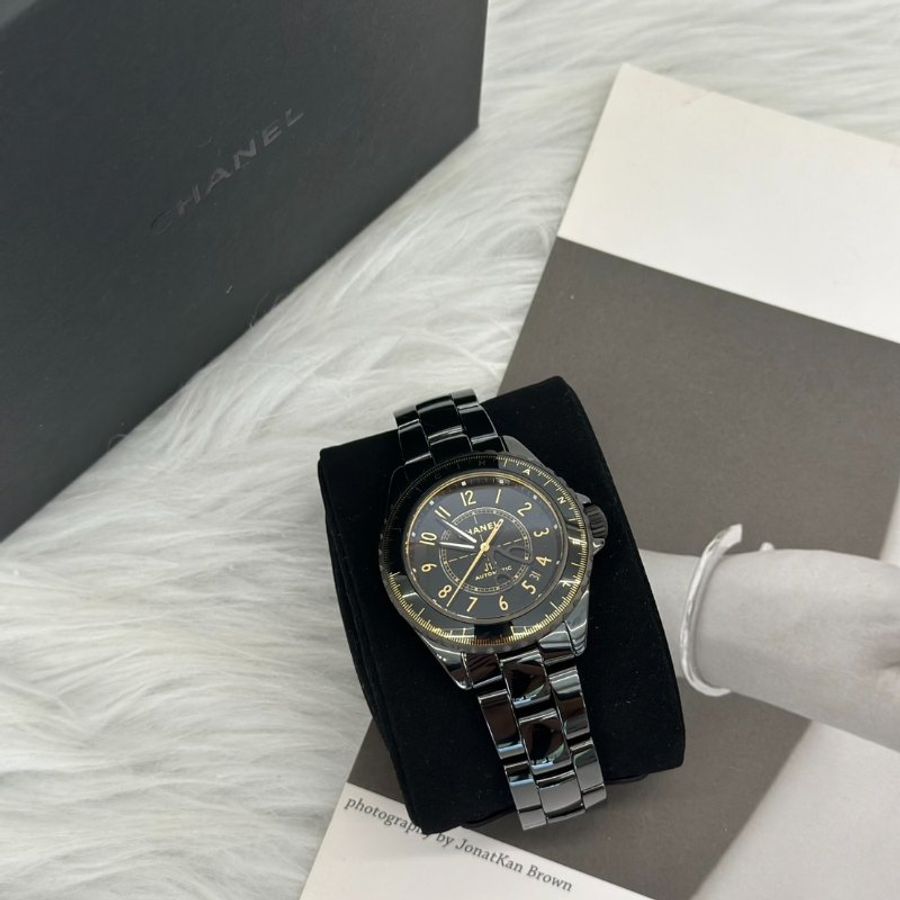 CHANEL J12 Calibre 12.1型機芯限量腕錶 - 黑金38mm-5