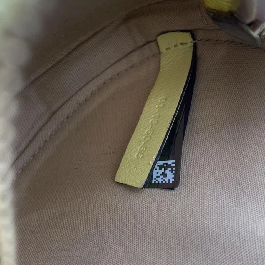 Chloe 圓形迷你零錢包 數碼錢包;檸檬黃皮革-4