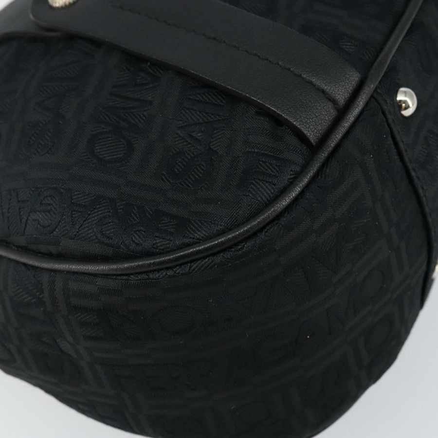 【日本直送】Salvatore Ferragamo 肩背包 黑色 銀色 正品 hk2987-13