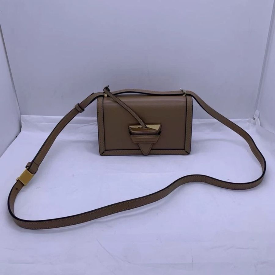 Loewe 焦糖色 Barcelona 迷你 斜挎包-1