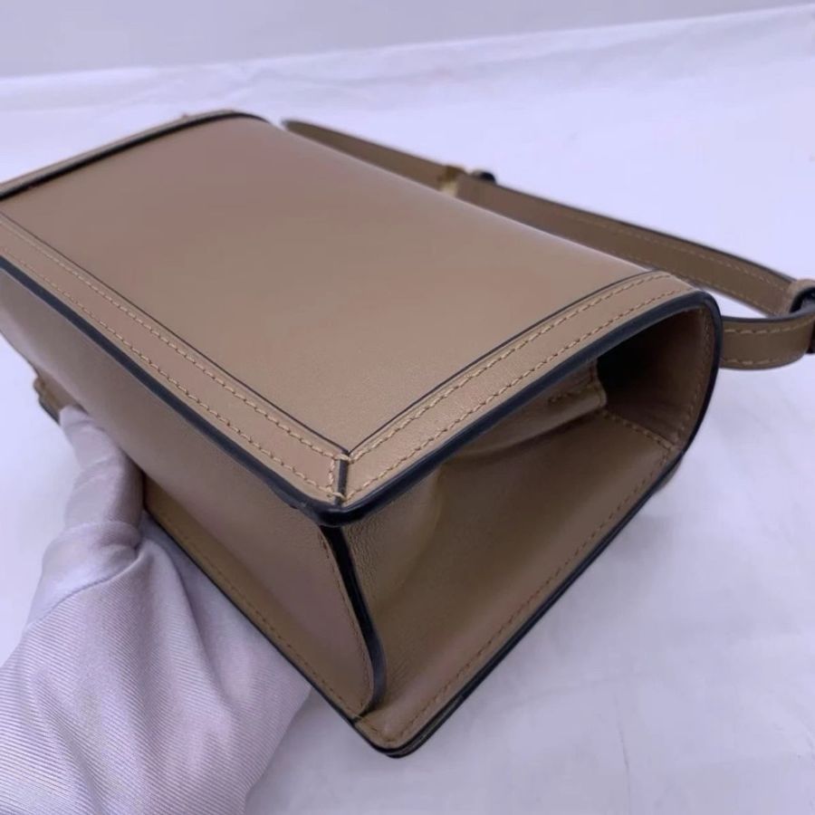 Loewe 焦糖色 Barcelona 迷你 斜挎包-8