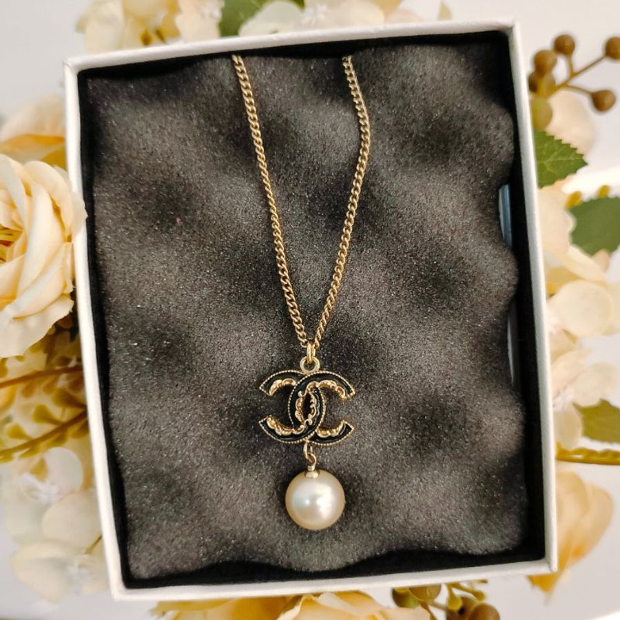 MS0346 Chanel 香奈兒 項鍊 珍珠 熔岩 邊緣 黑淡金 CC Logo Pearl Black x LGHW Necklace-1