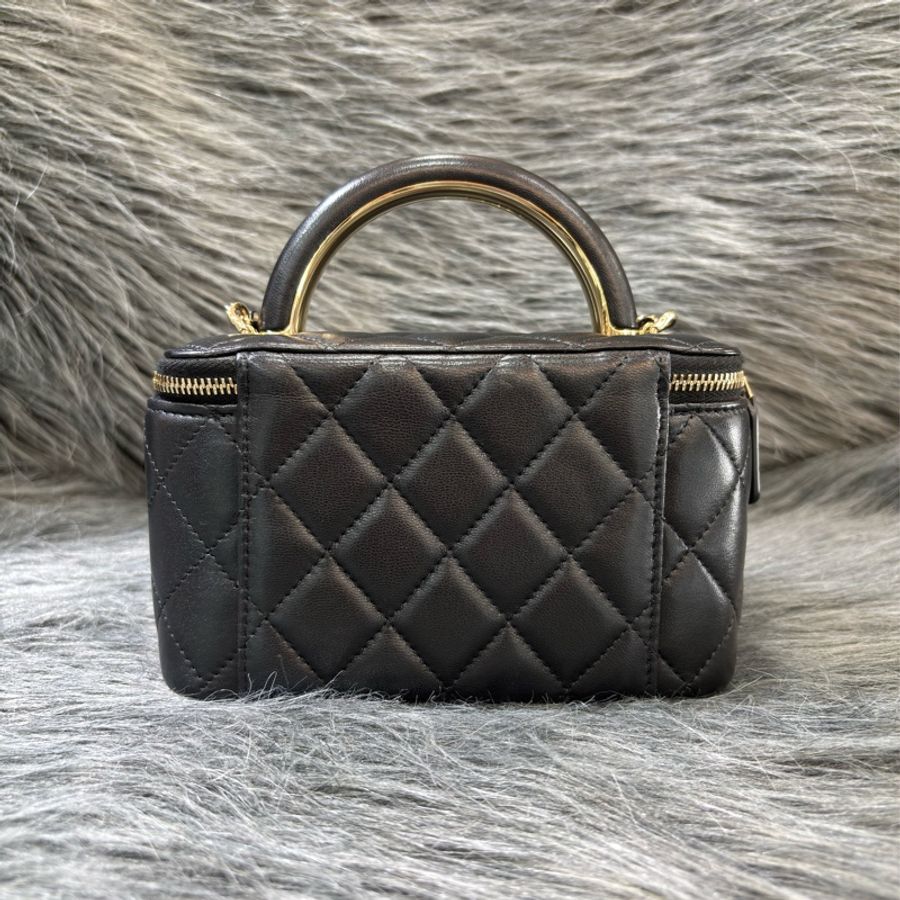 CHANEL AP2846 VANITY CASE COCO HANDLE 黑色羊皮金鍊 化妝包化妝箱長盒子斜背包-3