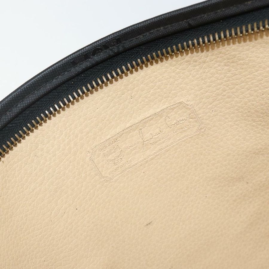 【日本直送】MCM Logoogram Vicetos 手拿包 PVC 黑色 Auth am9105-9