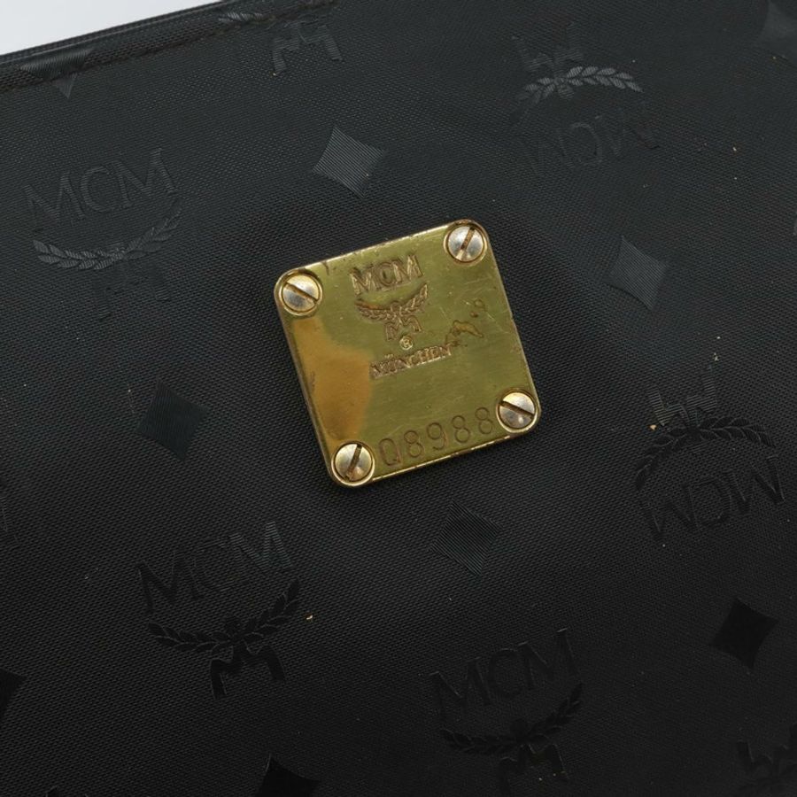 【日本直送】MCM Logoogram Vicetos 手拿包 PVC 黑色 Auth am9105-11