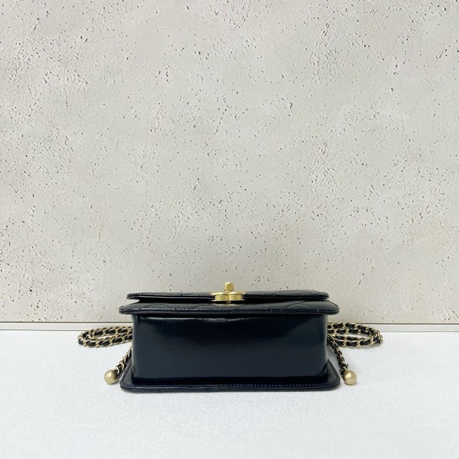 Chanel Flap bag-4