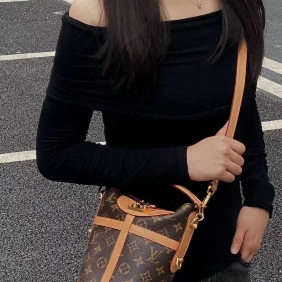 LV Duffle bag-5