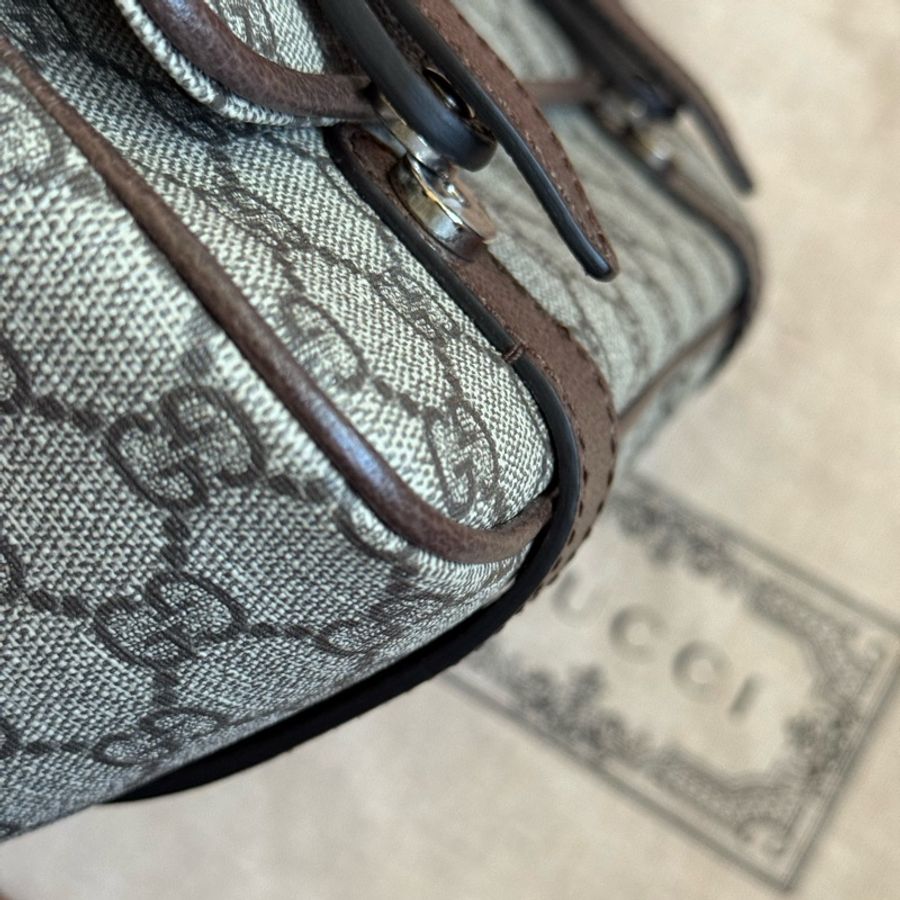 GUCCI 郵差包 658542 K9GSN 8358-63