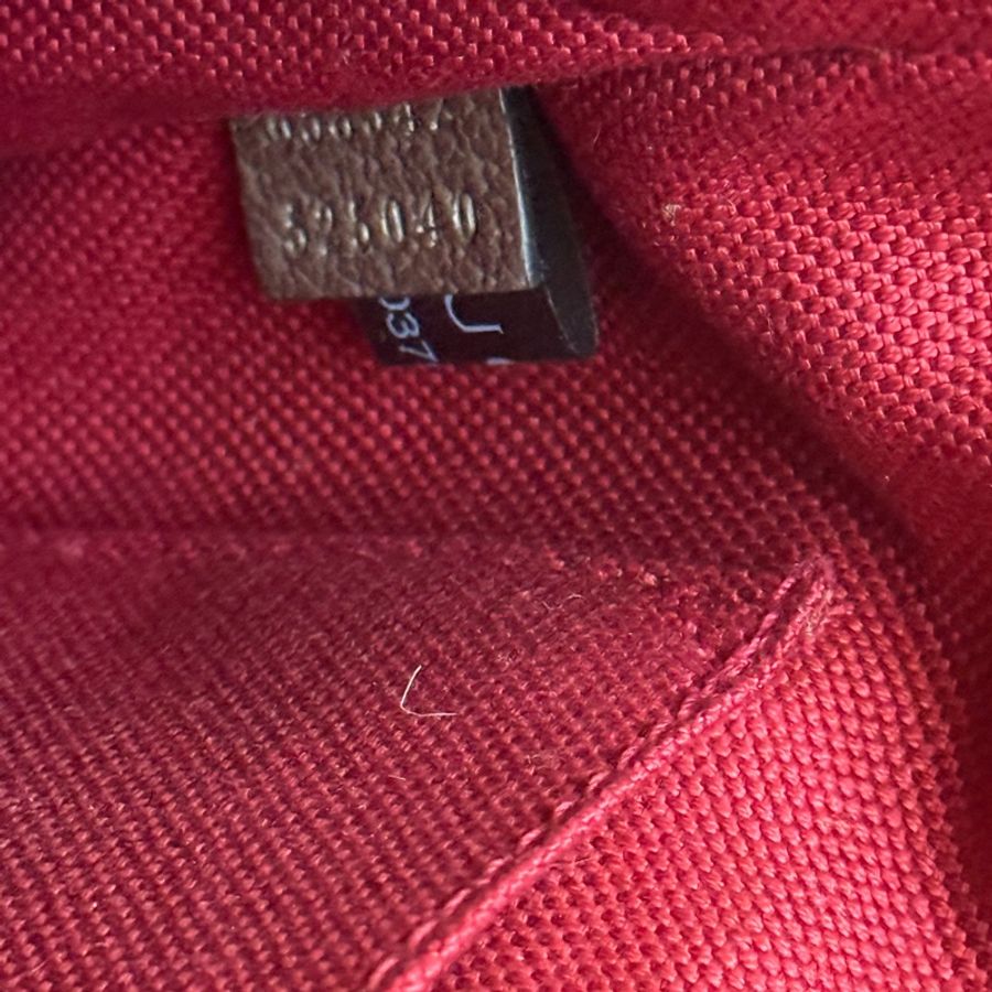 GUCCI 郵差包 658542 K9GSN 8358-83